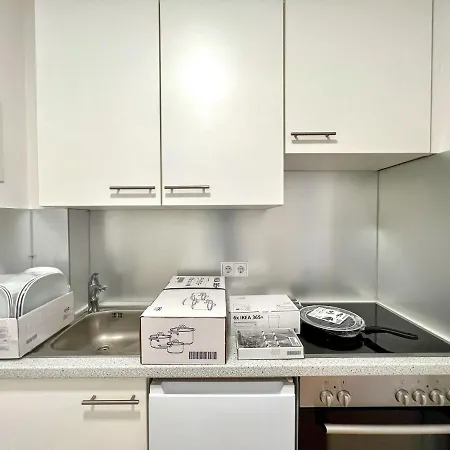 Apartment Zentral Gelegene - 1 Min Von Der U-bahn Entfernt Munich
